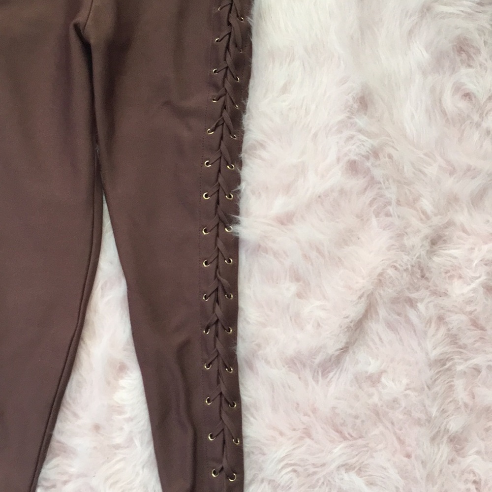 - Jumpsuit - Picture 4 of 6